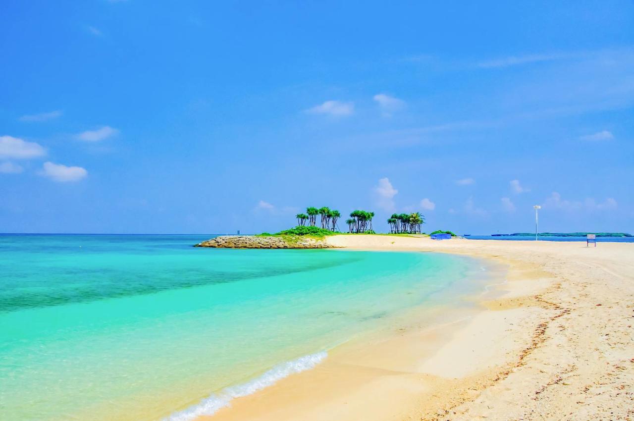Kariyushi Condominium Resort Motobu The Beach Garden House Exterior foto